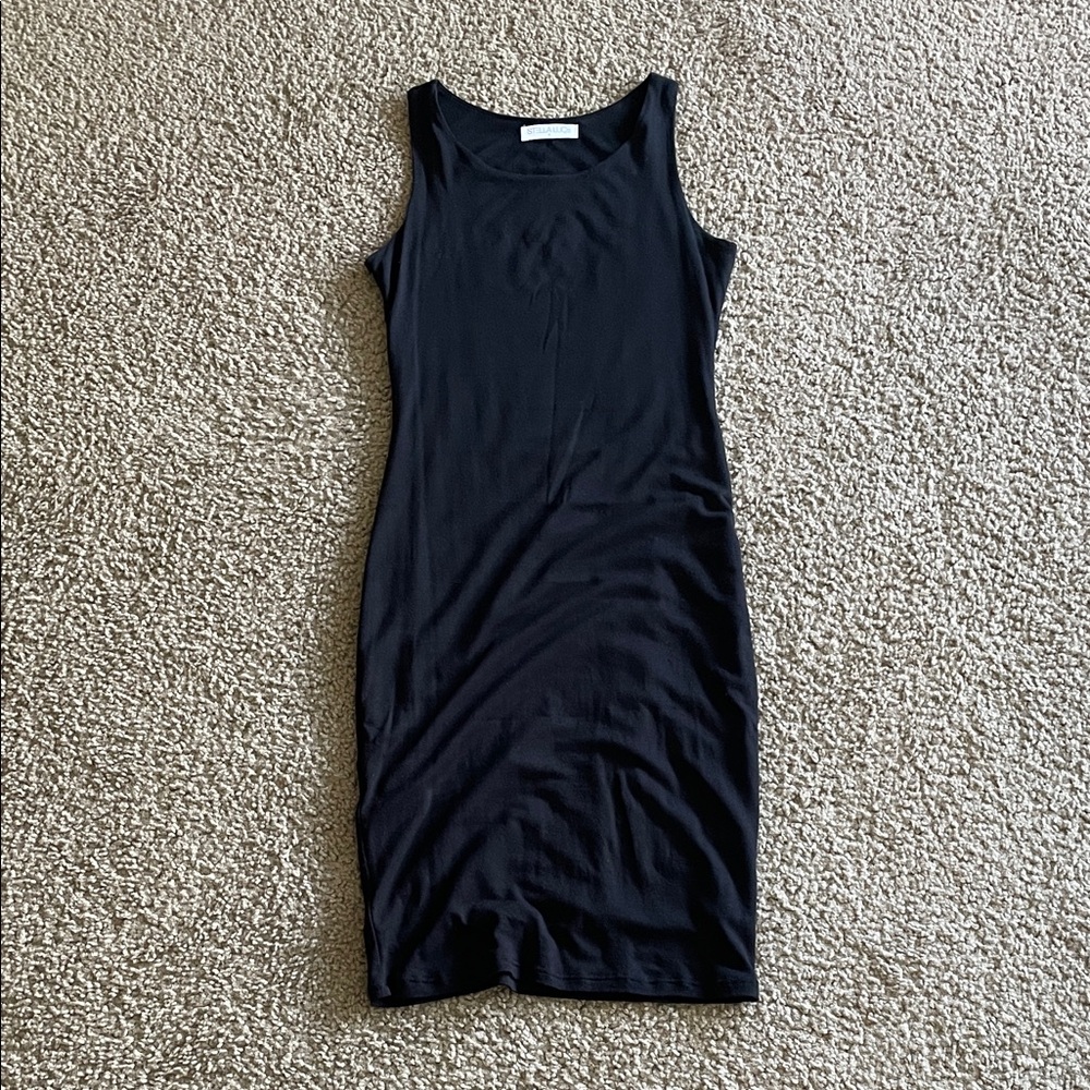 Stella Luce Classic Black Midi Dress
